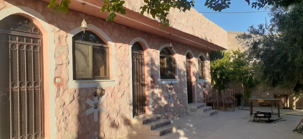 Guest House Attallah Wadi Musa Exteriér fotografie